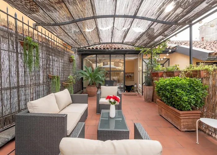 Pontaccio, 4 - Vivere In Brera, Con Ampio Terrazzo