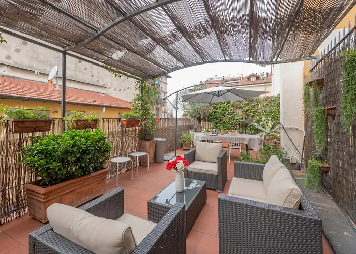 Pontaccio, 4 - Vivere In Brera, Con Ampio Terrazzo
