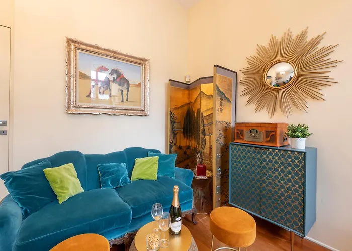 Pontaccio, 4 - Vivere In Brera, Con Ampio Terrazzo