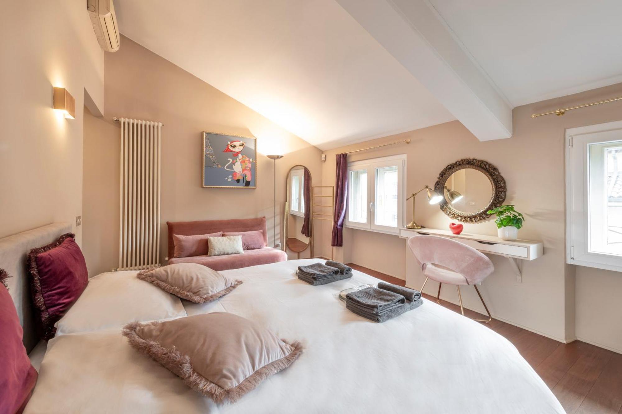Appartamento Pontaccio, 4 - Vivere In Brera, Con Ampio Terrazzo Milano